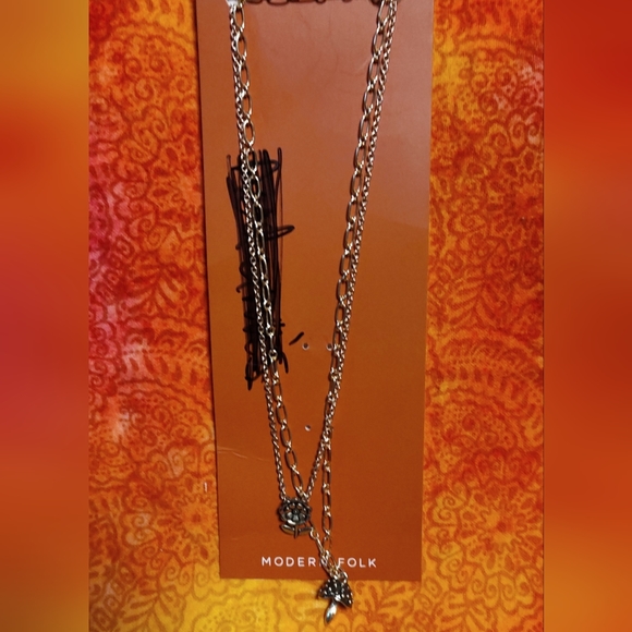 Two necklaces - Picture 2 of 5